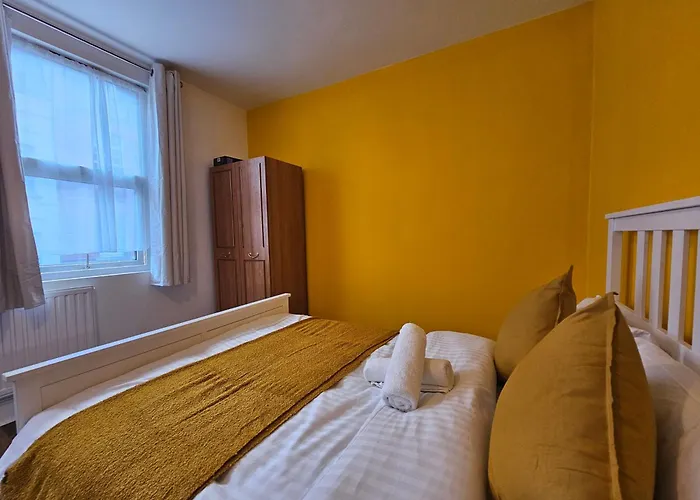 Apartment Close To City